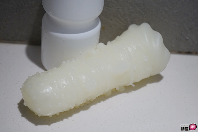 台湾SexTasty好硬杯-刺激提升-太好玩了!用飞机杯把兔子先生KO;10 台湾SexTasty好硬杯-刺激提升-太好玩了!用飞机杯把兔子先生KO;10