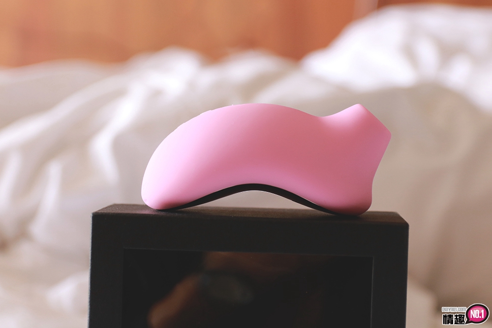 性感梦幻逸品!!瑞典LELOSONA索娜首款声波吮吸式按摩器1 性感梦幻逸品!!瑞典LELOSONA索娜首款声波吮吸式按摩器1