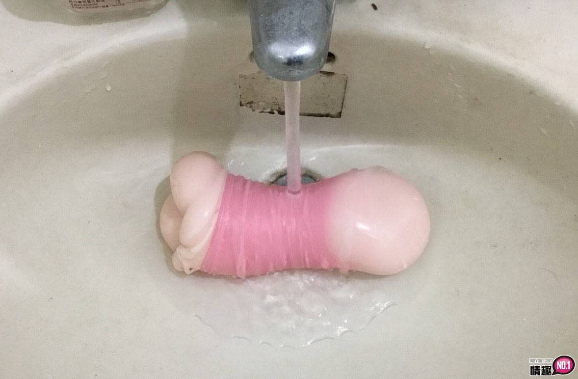 日本也卖到缺货的超级名器~日本NPG滨崎真绪100%真实可爱小穴完全再现;40