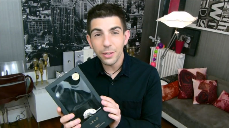 连法国帅哥都喜欢的LELO HUGO按摩器1 连法国帅哥都喜欢的LELO HUGO按摩器1