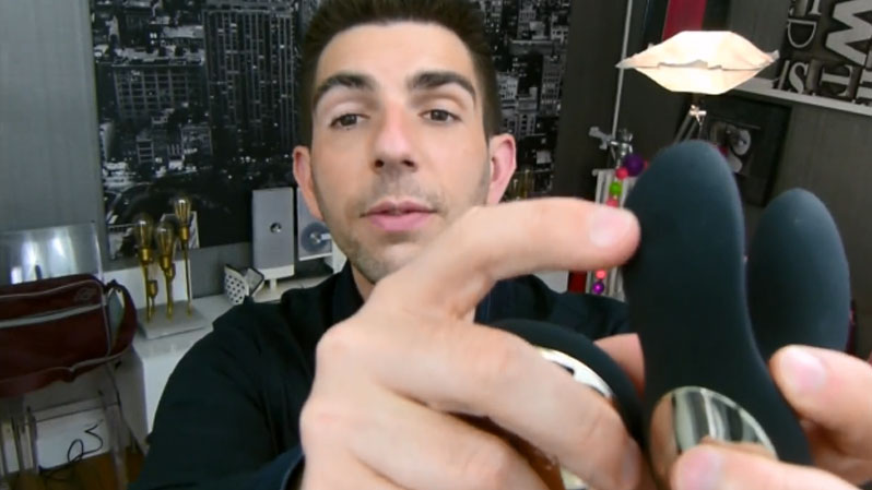 连法国帅哥都喜欢的LELO HUGO按摩器9 连法国帅哥都喜欢的LELO HUGO按摩器9