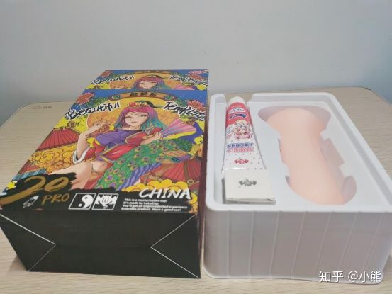 飞机杯的最终较量!——对子哈特r20三代撸撸杯20pro对比2 飞机杯的最终较量!——对子哈特r20三代撸撸杯20pro对比2