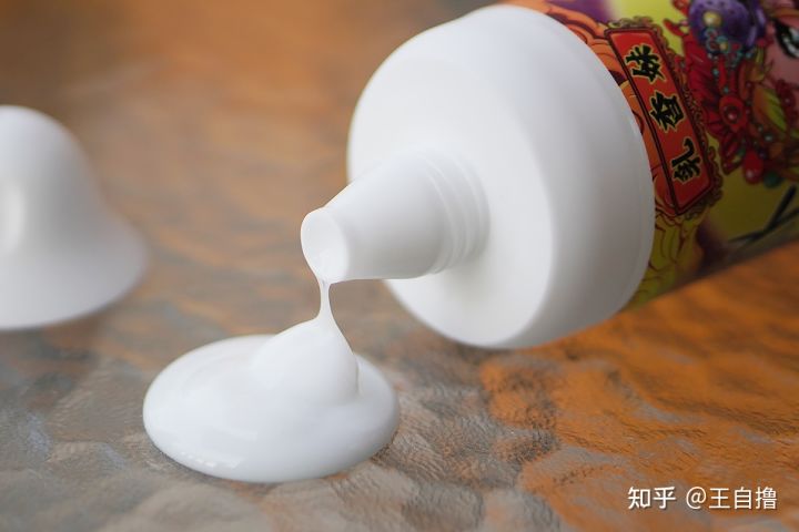 最好用的飞机杯润滑液?黏糊姐&乳香妹开箱测评7 最好用的飞机杯润滑液?黏糊姐&乳香妹开箱测评7