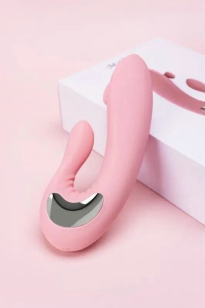 男女必学的指法 ,潮吹湿了床单……2 男女必学的指法 ,潮吹湿了床单……2