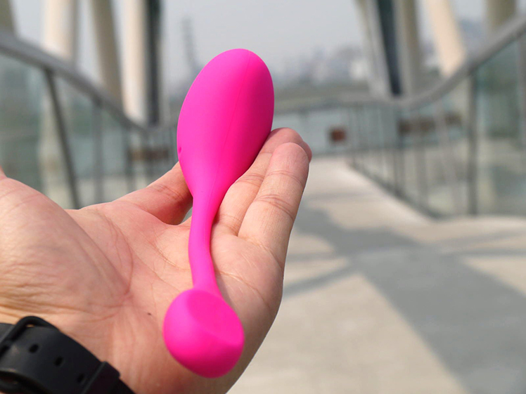LovenseLush 2遥控跳蛋【开箱实测】全新升级第二代11 LovenseLush 2遥控跳蛋【开箱实测】全新升级第二代11