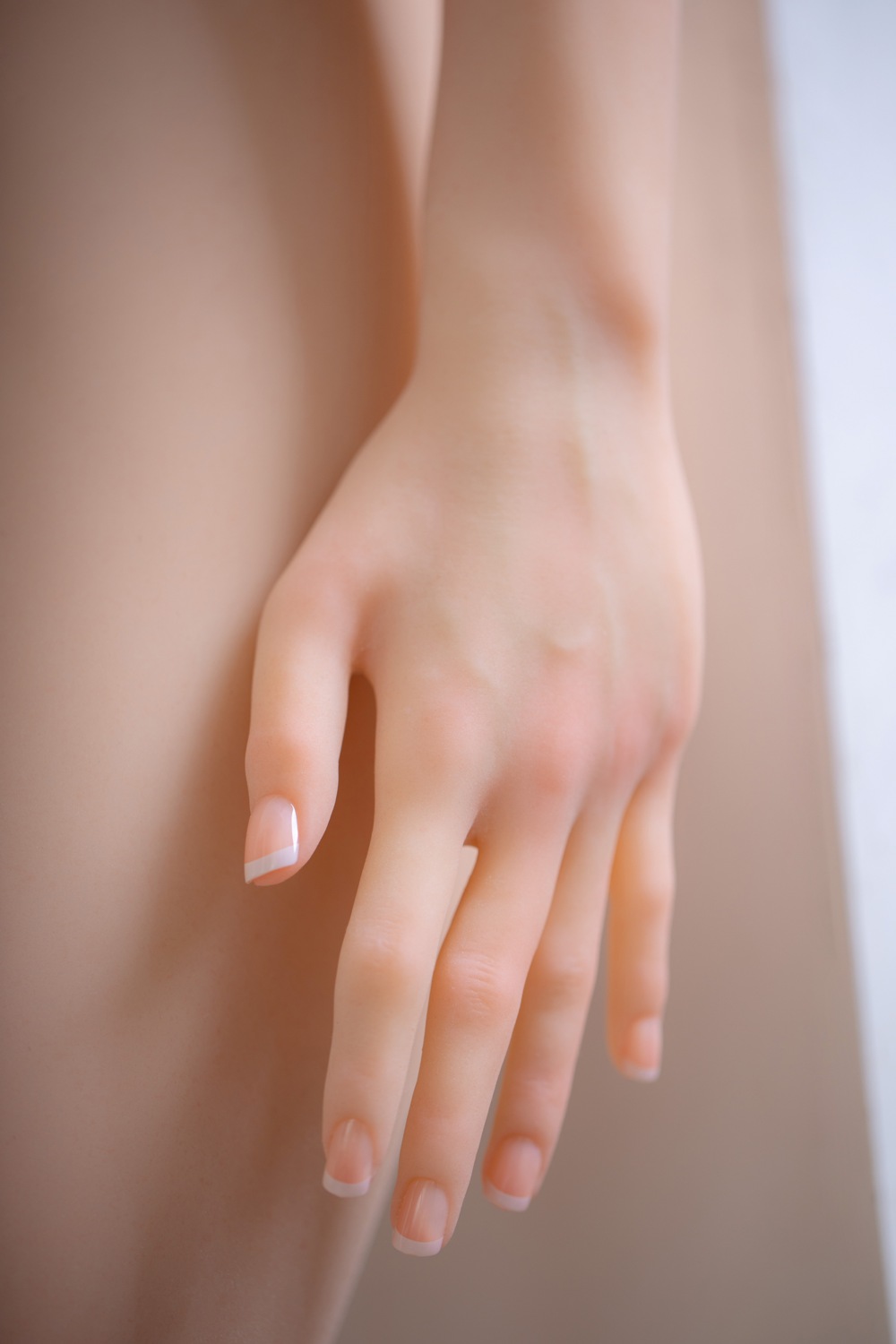 彼之良2仿生人偶.0系列铃兰实体娃娃评测5