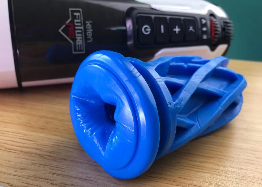 雷霆未来舱飞机杯开箱评测2