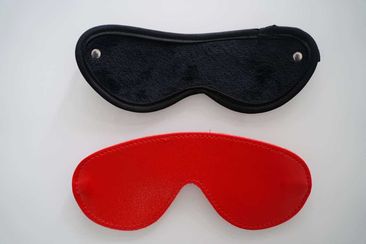 情趣玩具测评—入门级SM套装大对比3 情趣玩具测评—入门级SM套装大对比3