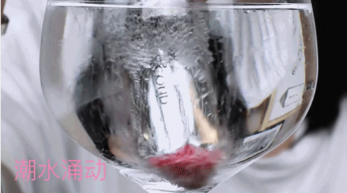 我偷偷买了雷霆小银棒口红13 我偷偷买了雷霆小银棒口红13